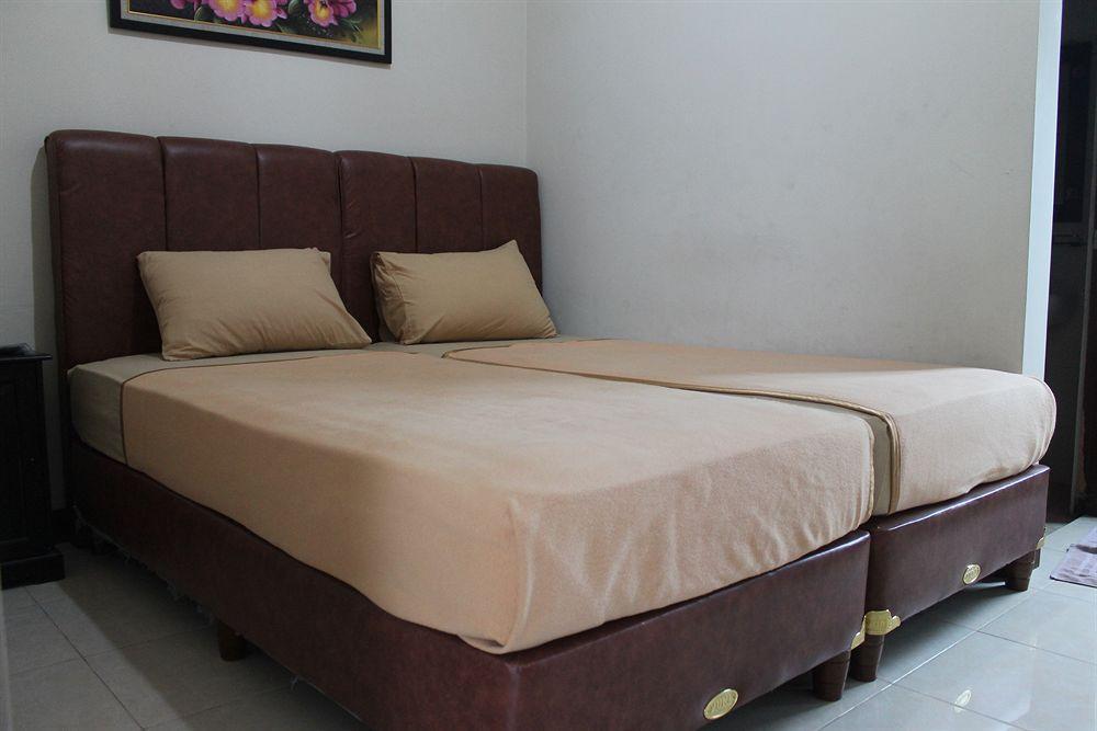 Tasik Jogja Hotel Yogyakarta Ngoại thất bức ảnh