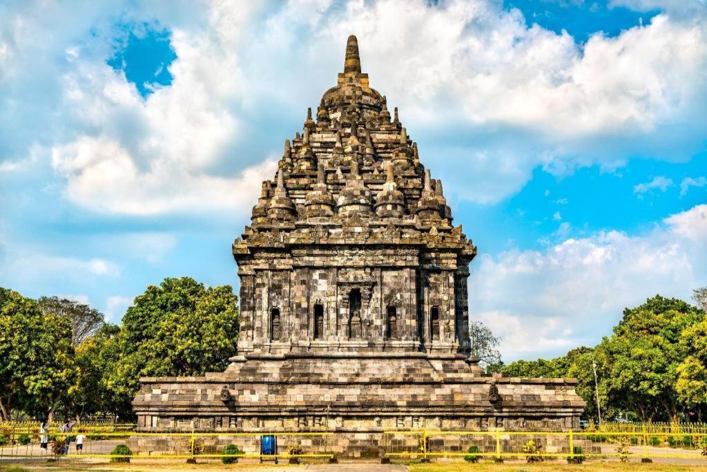 Tasik Jogja Hotel Yogyakarta Ngoại thất bức ảnh