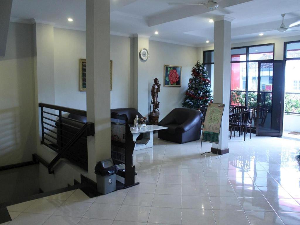 Tasik Jogja Hotel Yogyakarta Ngoại thất bức ảnh