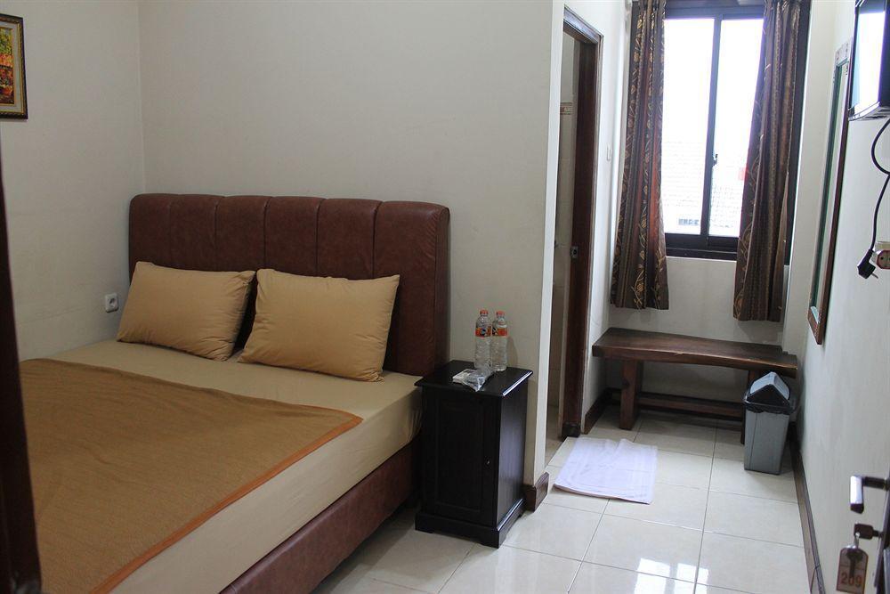 Tasik Jogja Hotel Yogyakarta Ngoại thất bức ảnh