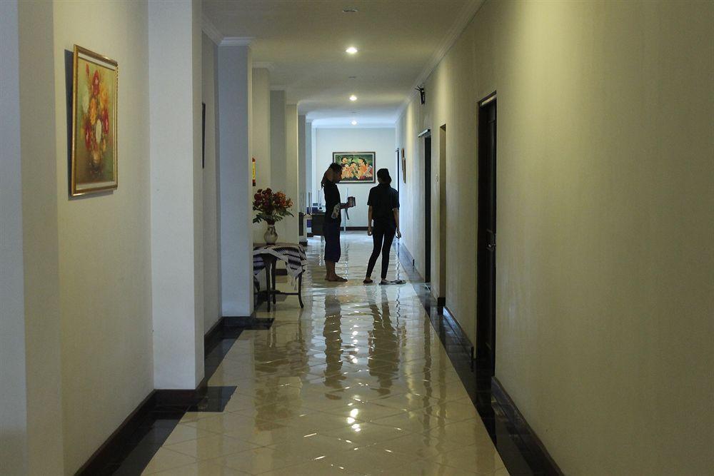 Tasik Jogja Hotel Yogyakarta Ngoại thất bức ảnh