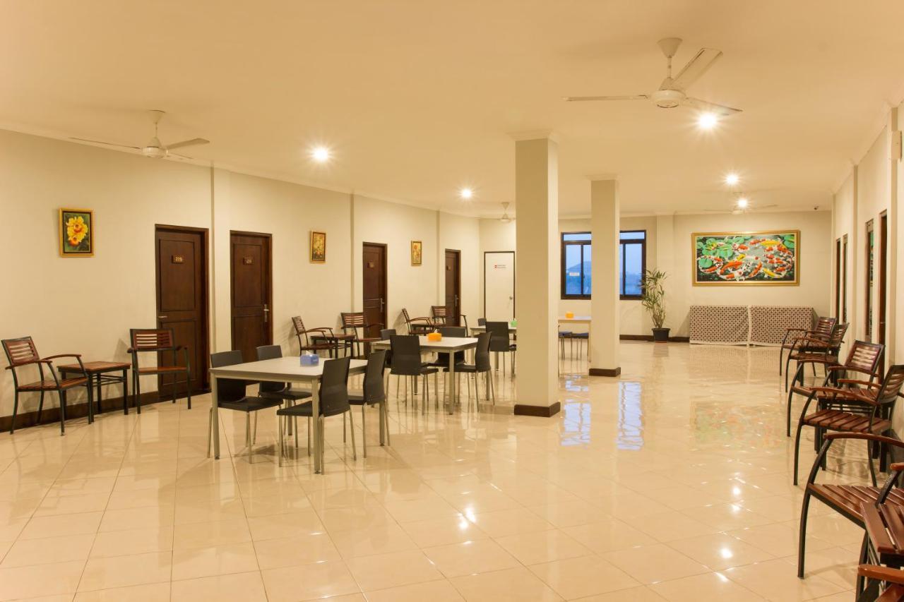 Tasik Jogja Hotel Yogyakarta Ngoại thất bức ảnh
