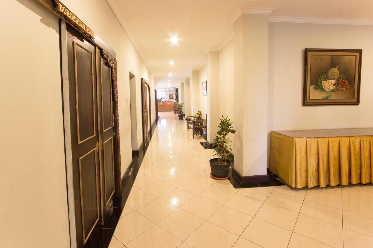 Tasik Jogja Hotel Yogyakarta Ngoại thất bức ảnh