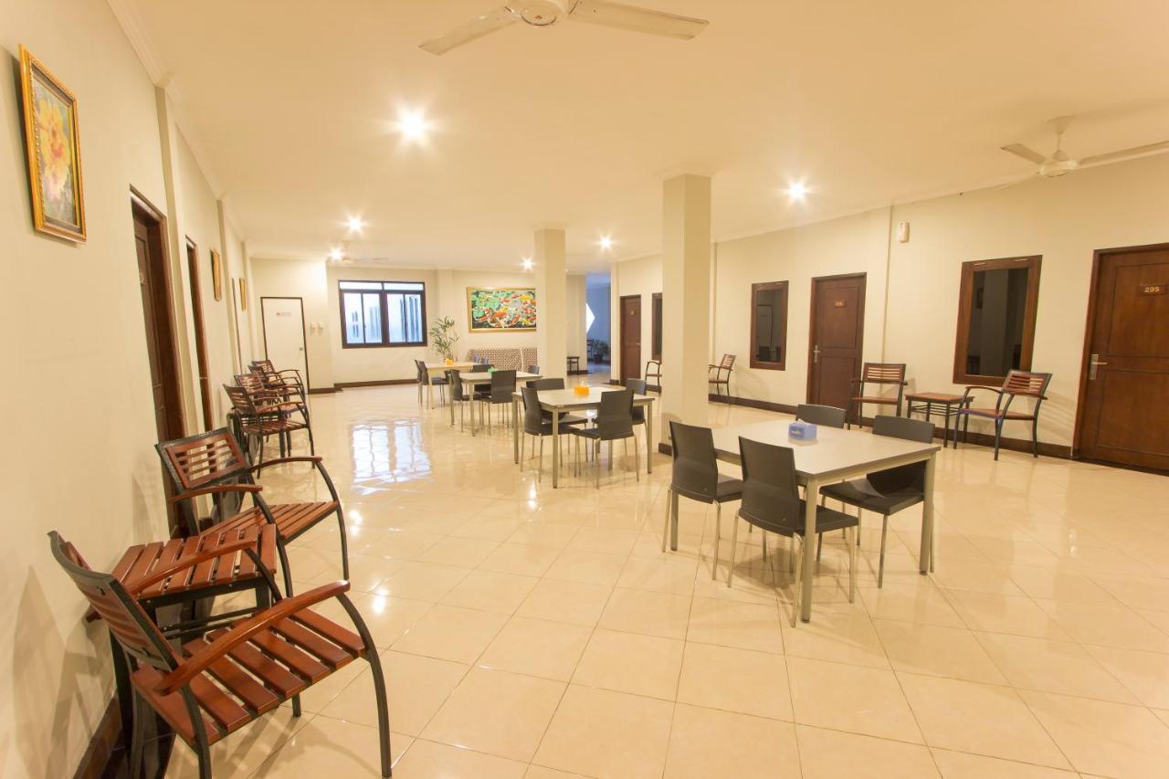 Tasik Jogja Hotel Yogyakarta Ngoại thất bức ảnh